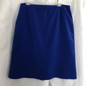 PRICE DROP! Women’s pencil skirt